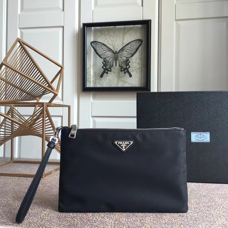 Prada Flat Pouch Black   28-18-1CM - FashionPlug