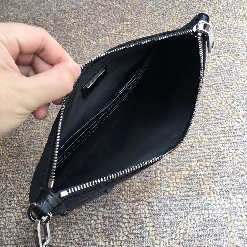 Prada Flat Pouch Black   28-18-1CM - FashionPlug