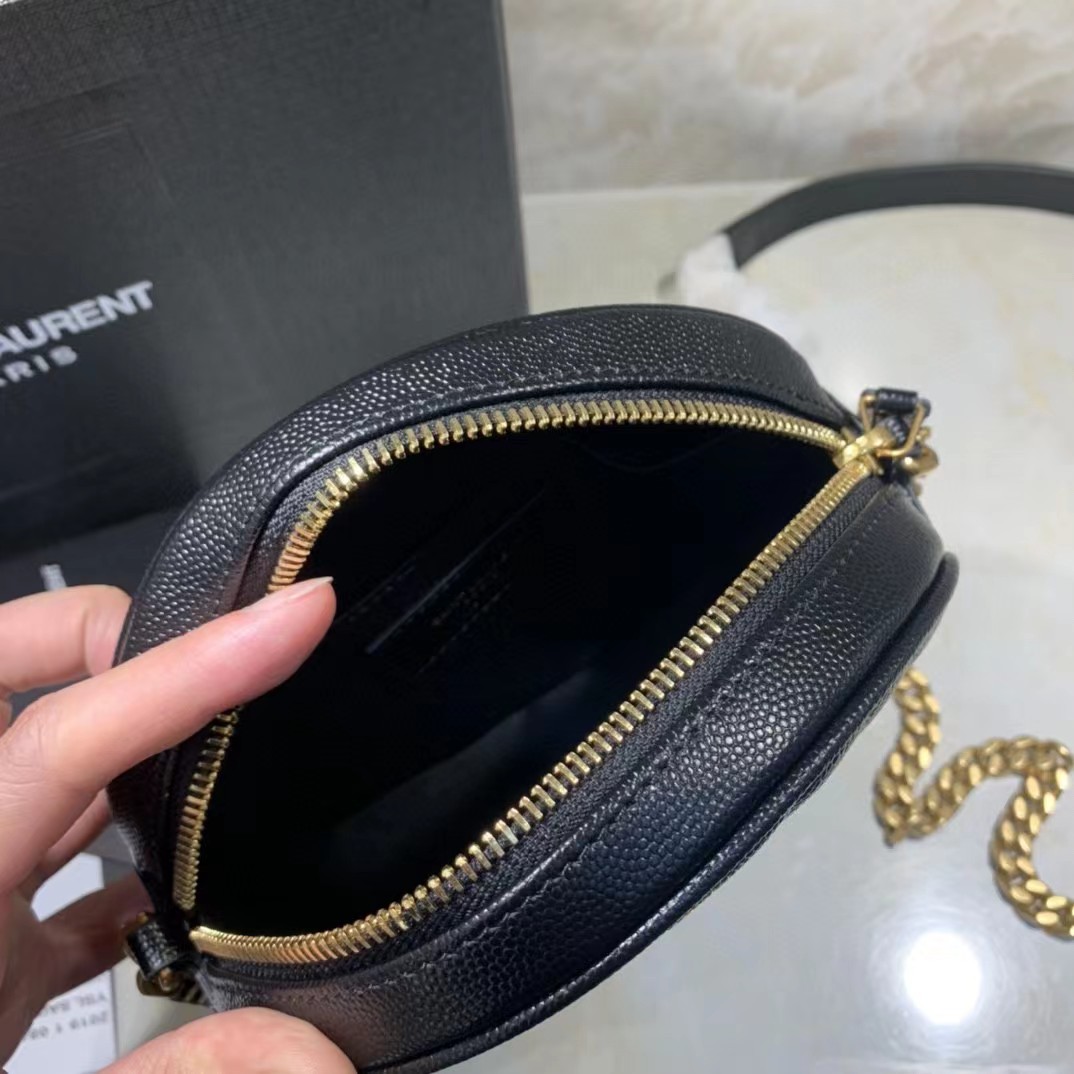 Saint Laurent Women Shoulder Bag(17-17-5.5 cm) - FashionPlug