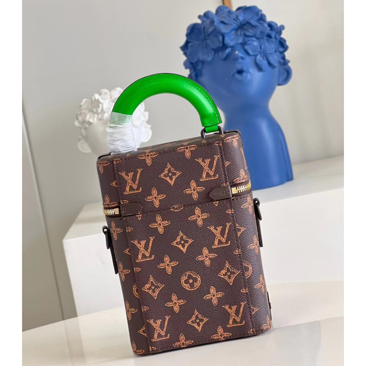 Louis Vuitton Vertical Box Trunk Handbag(15.5-22-7.5 CM) - FashionPlug
