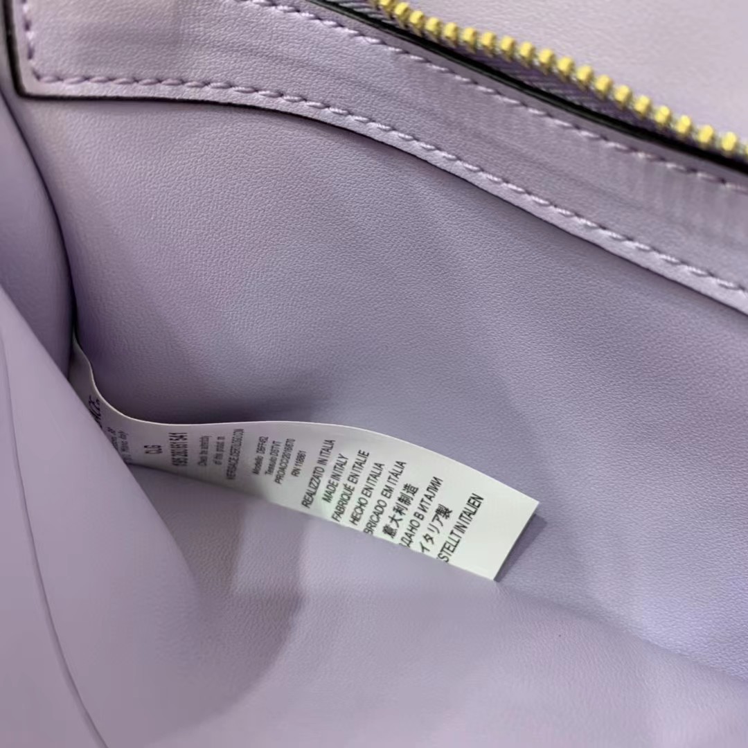  Versace  Women Shoulder Bag(25-22-15cm) - FashionPlug