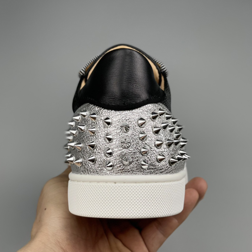Christian Louboutin Sneaker - FashionPlug