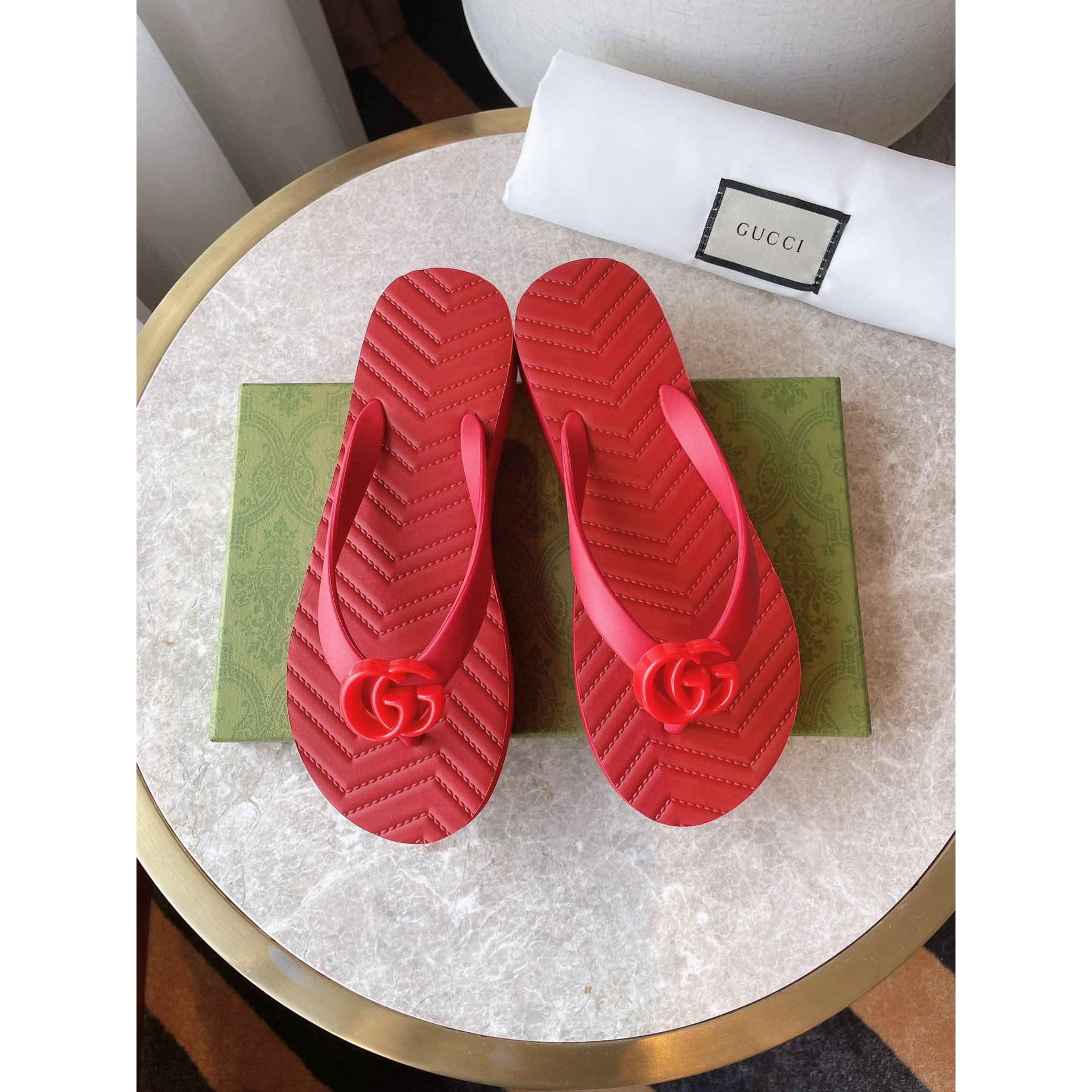 Gucci Thong Sandal With Double G - FashionPlug