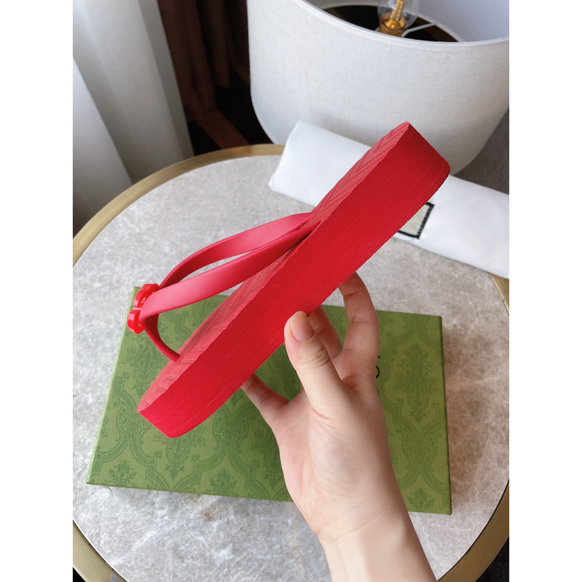 Gucci Thong Sandal With Double G - FashionPlug