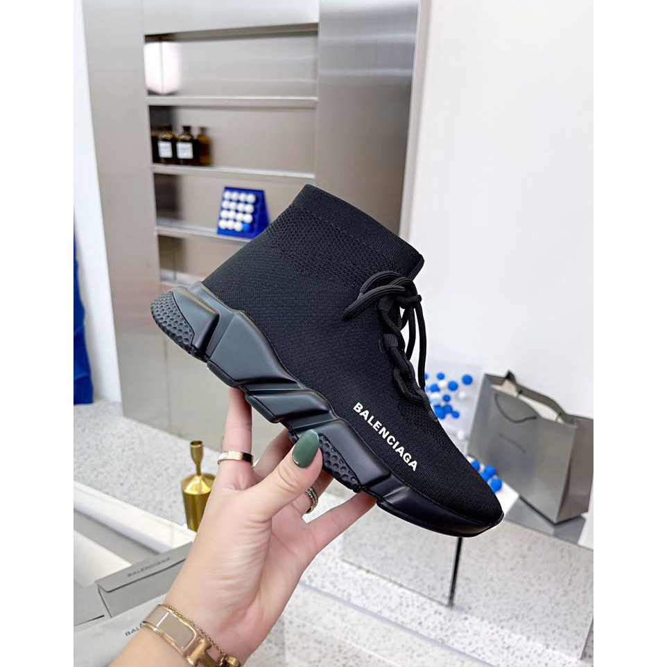 Balenciaga Men's Speed Lace-Up Sneaker In Black - FashionPlug