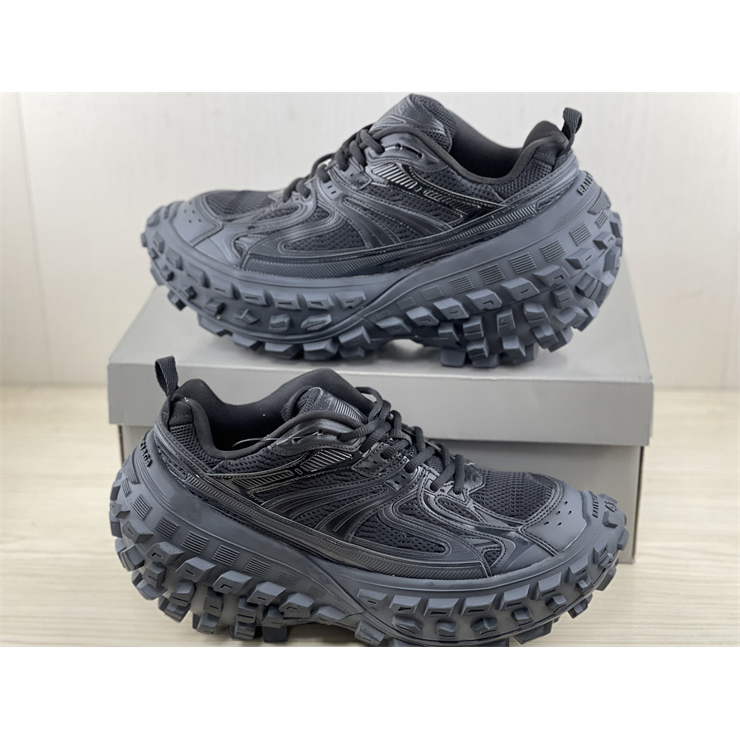Balenciaga Men's Defender Sneaker In Black - FashionPlug