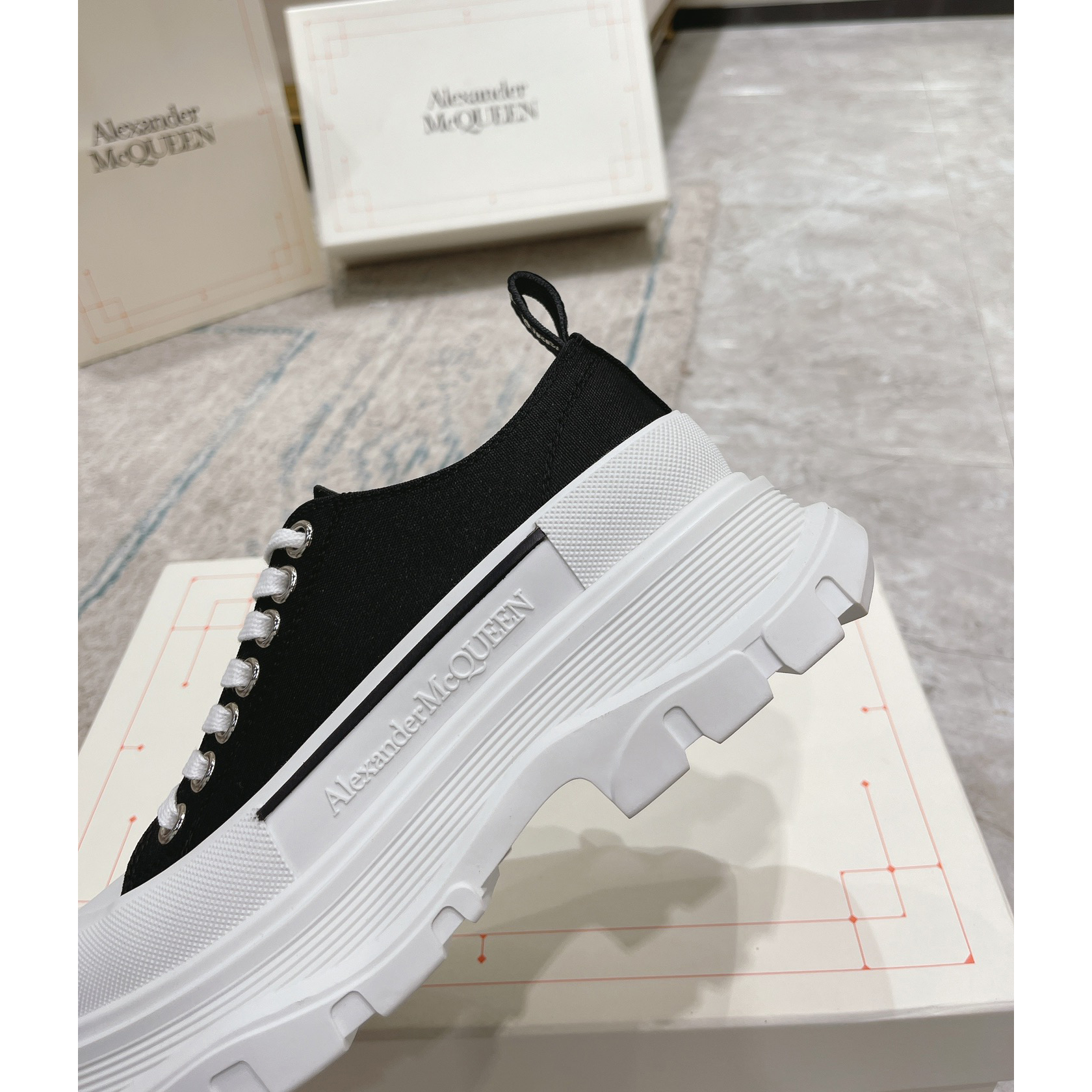 Alexander Mqueen Tread Slick Platform Low Sneakers - FashionPlug