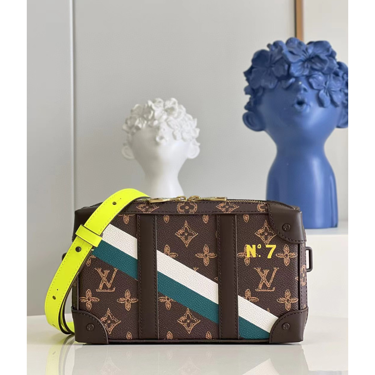 Louis Vuitton Vsoft Trunk Wearable Wallet(22.5-14-5 CM) - FashionPlug