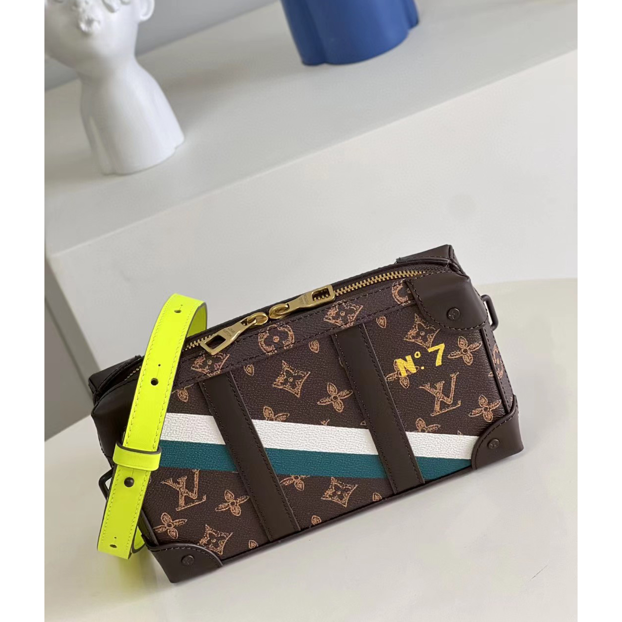 Louis Vuitton Vsoft Trunk Wearable Wallet(22.5-14-5 CM) - FashionPlug