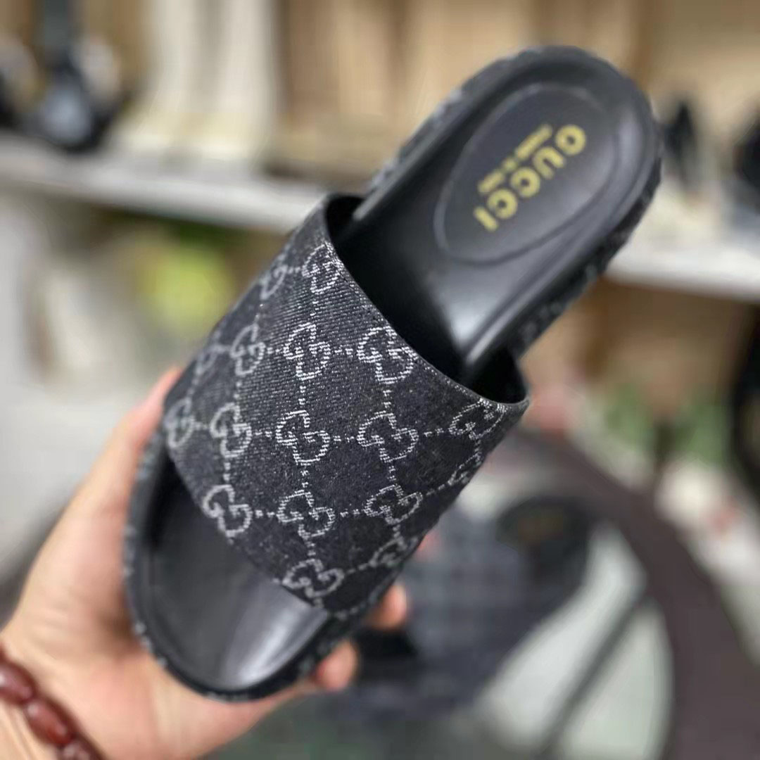 Gucci Women's Platform Slide Sandal - FashionPlug