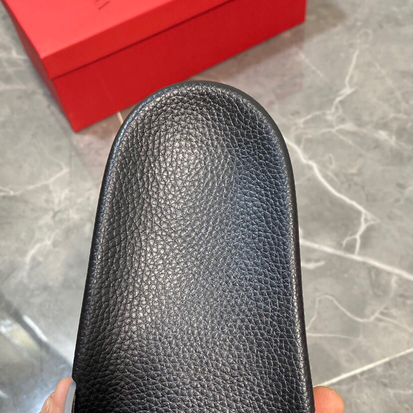 Valenti  Garavani Summer V Logo Singature Sandal In Grey - FashionPlug