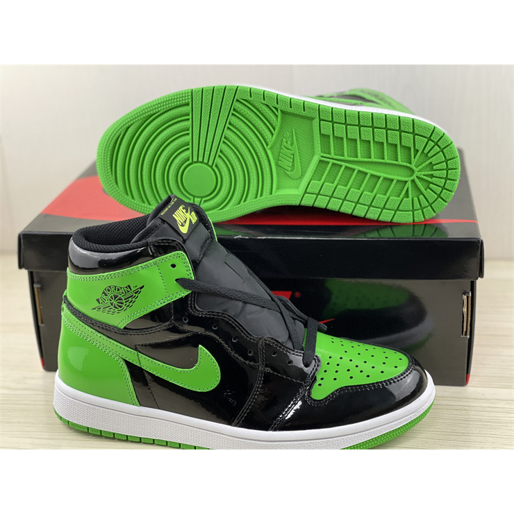 Air Jordan 1 High Sneaker - FashionPlug