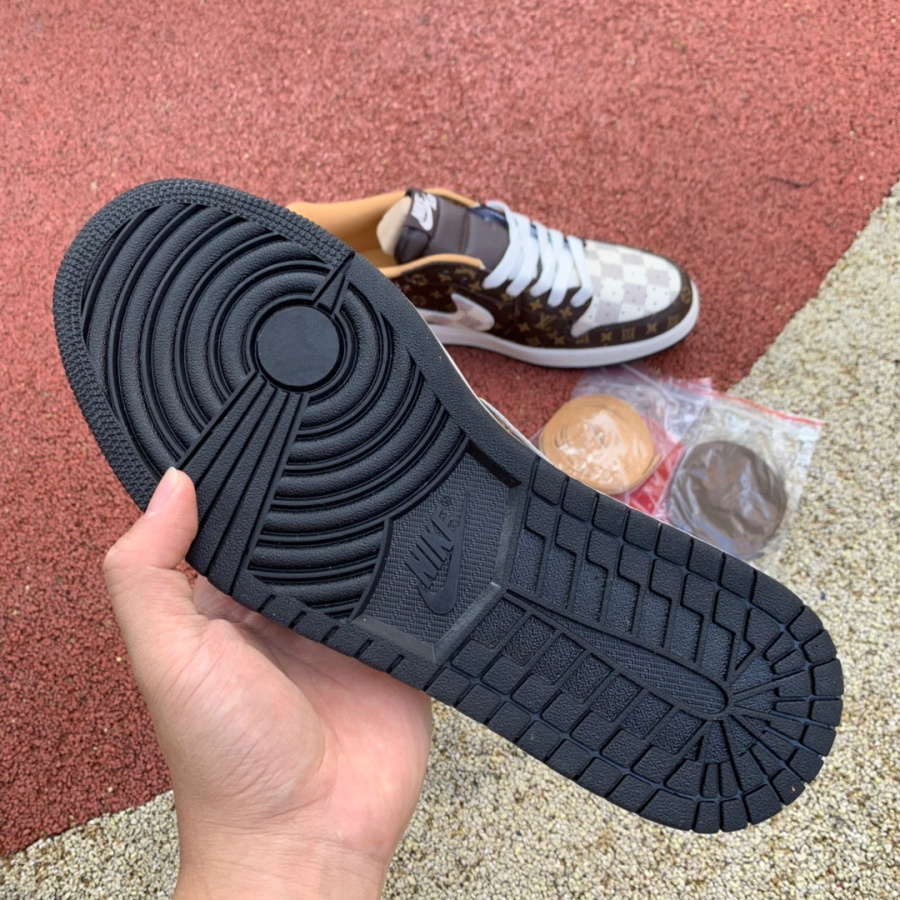 Travis Scott x Nike Air Jordan 1 Low AJ1 Sneaker DM7866-116 - FashionPlug