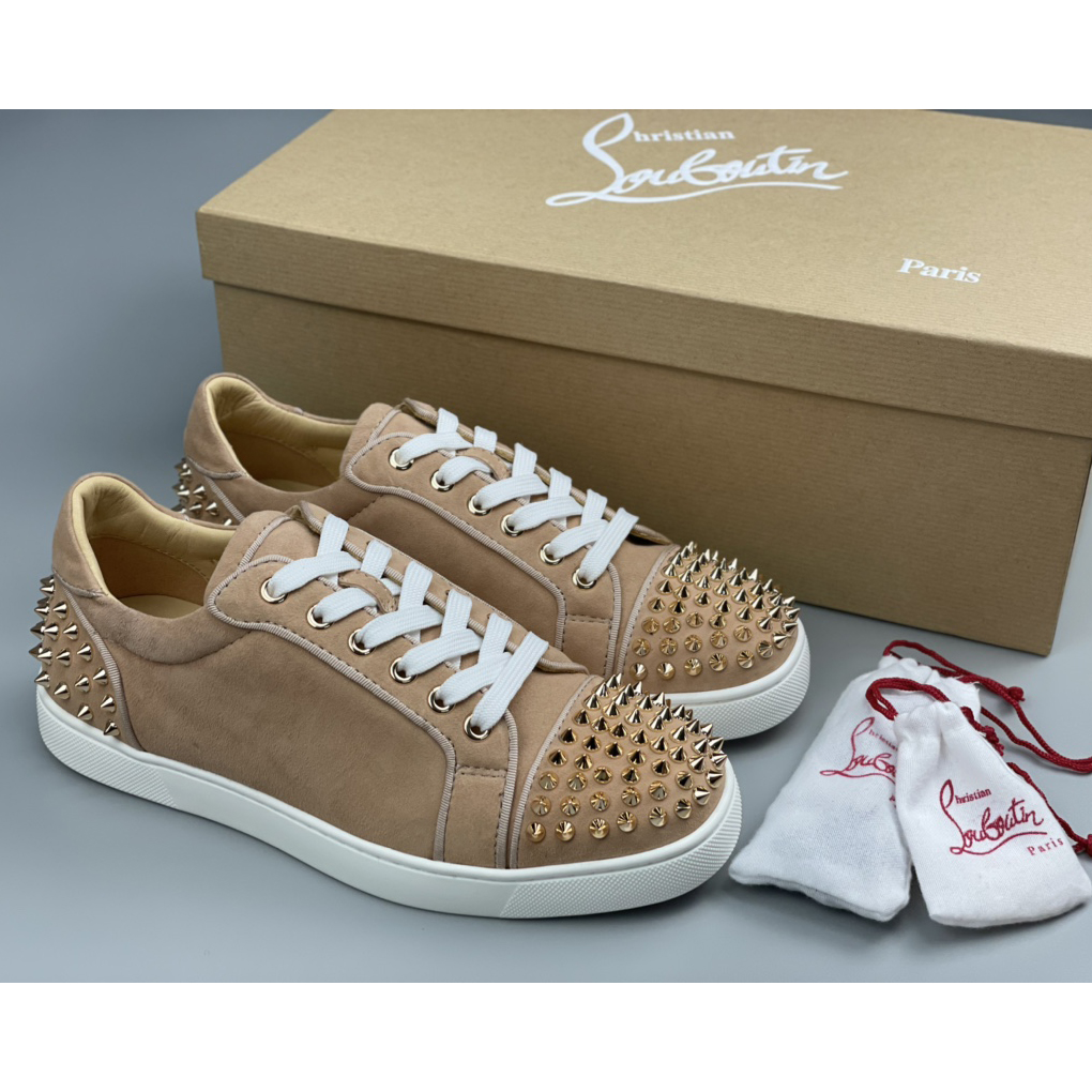 Christian Louboutin Sneaker - FashionPlug