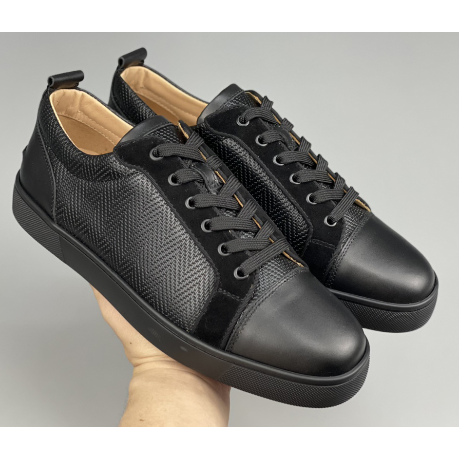 Christian Louboutin Sneaker - FashionPlug