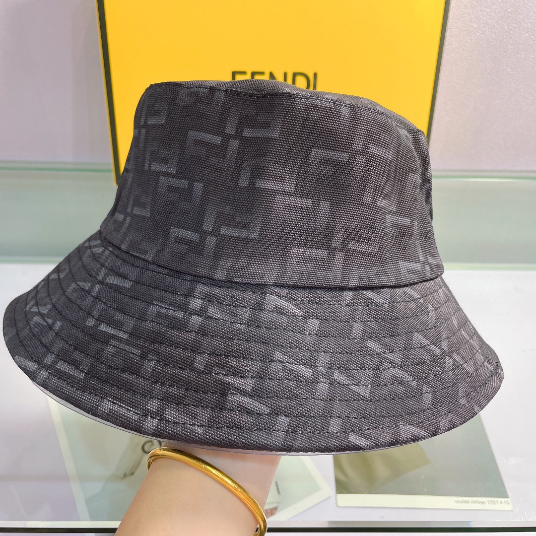 Fendi Multicolor Canvas Bucket Hat - FashionPlug