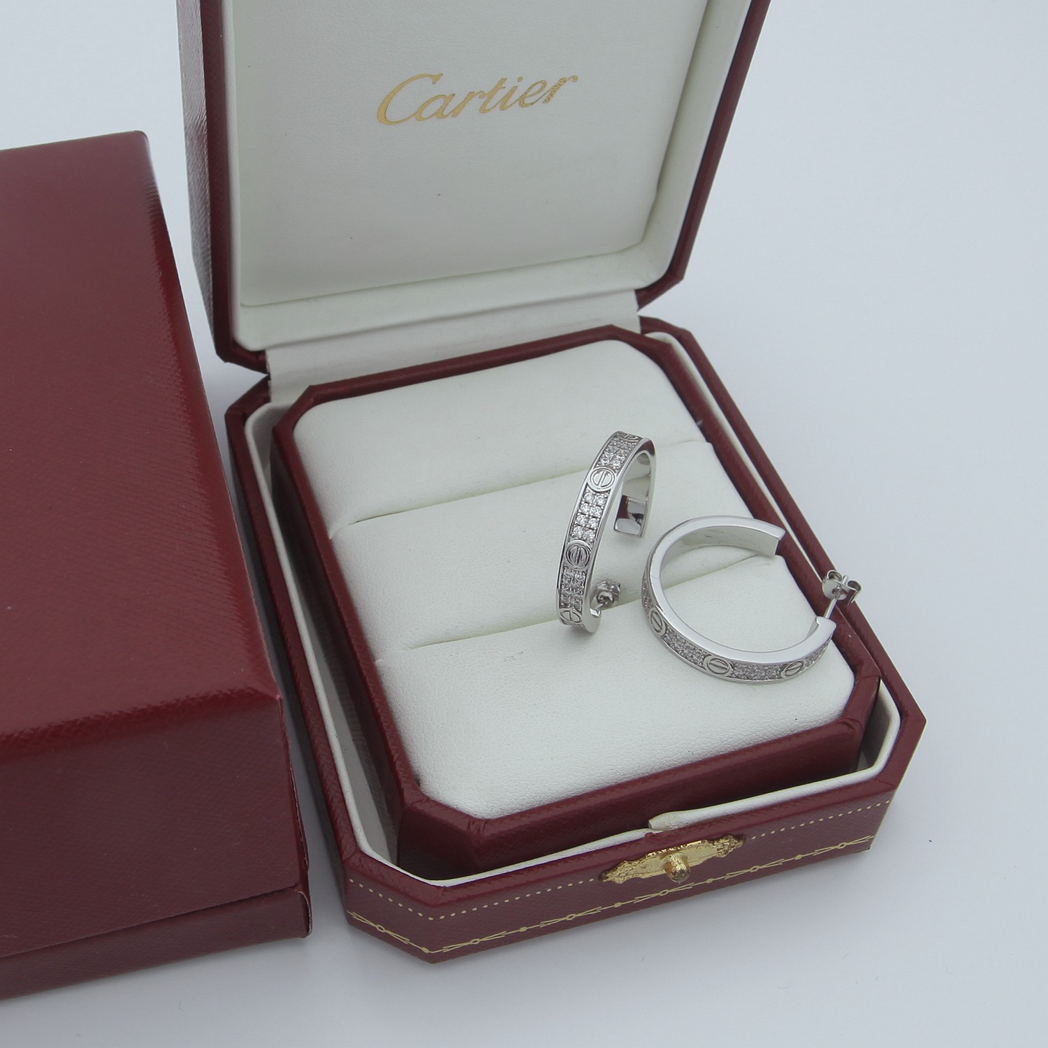 Cartier Earrings - FashionPlug