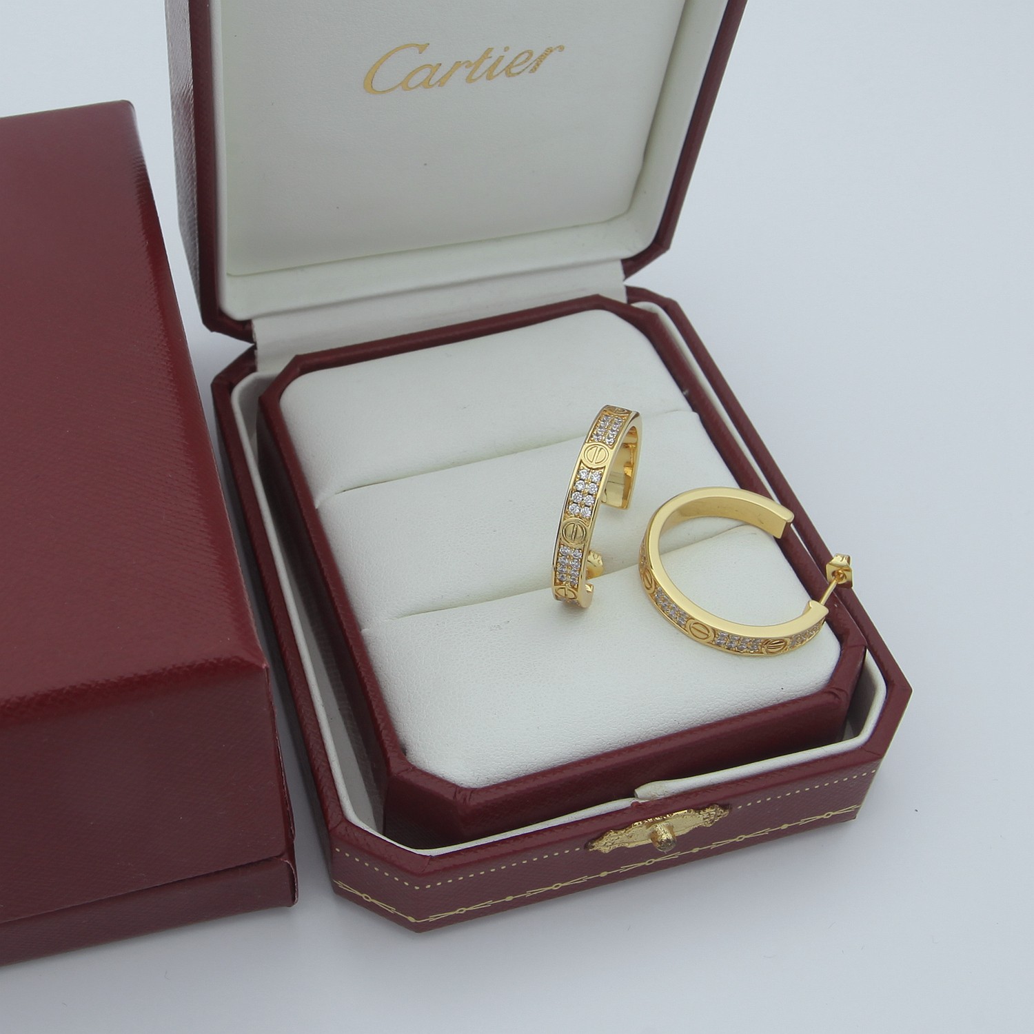 Cartier Earrings - FashionPlug