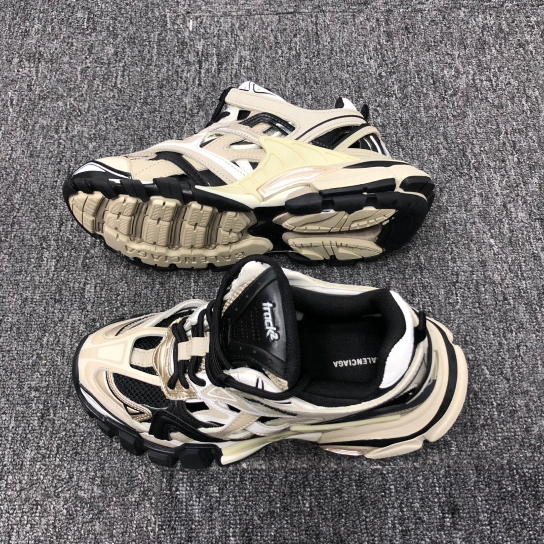 Balenciaga Track.2 Sneaker - FashionPlug