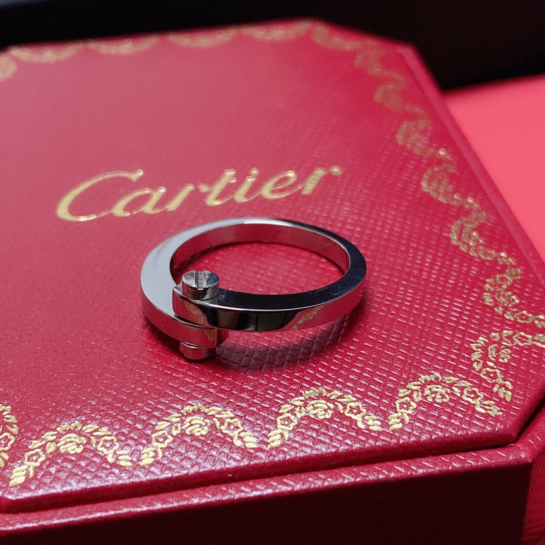 Cartier Ring  - FashionPlug