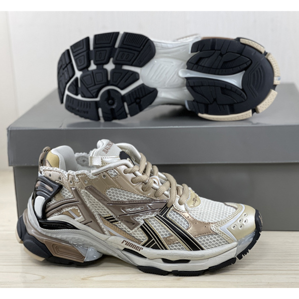 Balenciaga Track Sneaker - FashionPlug