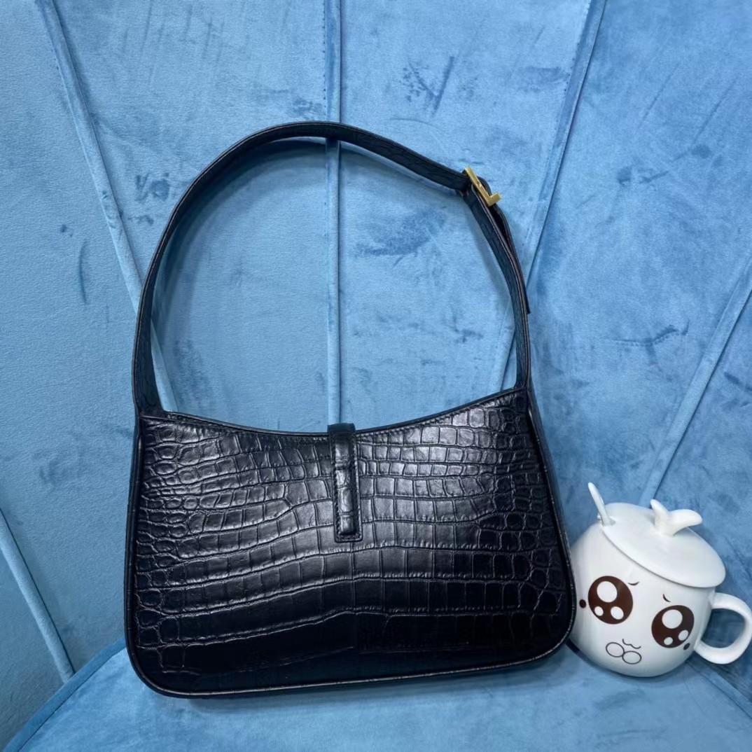 Saint Laurent Black Leather Bag (23-16-6CM) - FashionPlug