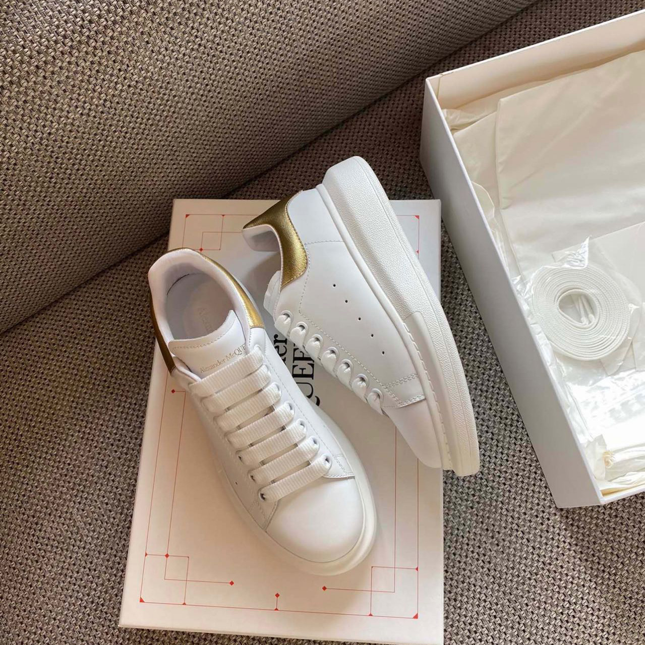 Alexander Mqueen Men's Oversized Metalic Leather Platform Sneakers - FashionPlug