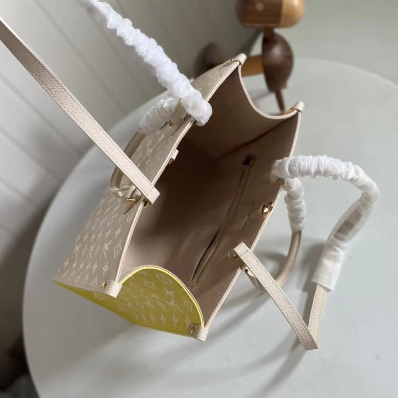 Louis Vuitton Onthego MM Handbag(35-27-14CM)  M46128 - FashionPlug