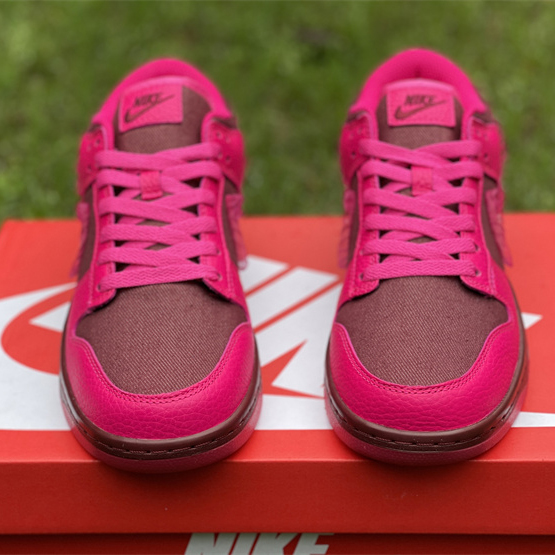 Nike Dunk Low 'Valentine's Day' Sneaker DQ9324-600 - FashionPlug