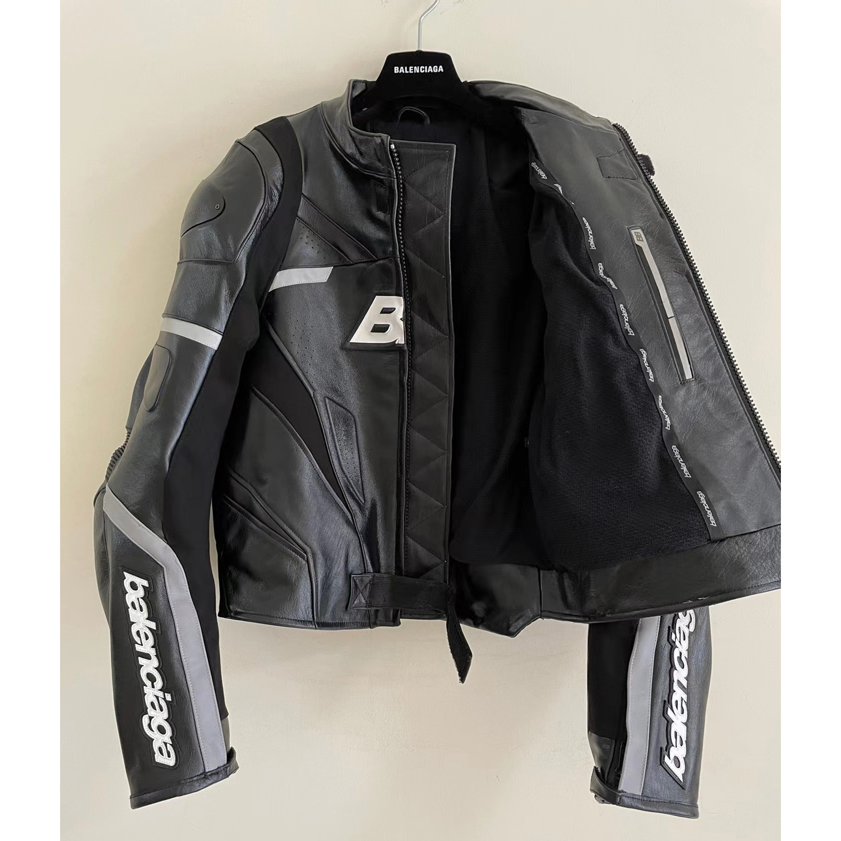 Balenciaga  Jacket In Black - FashionPlug