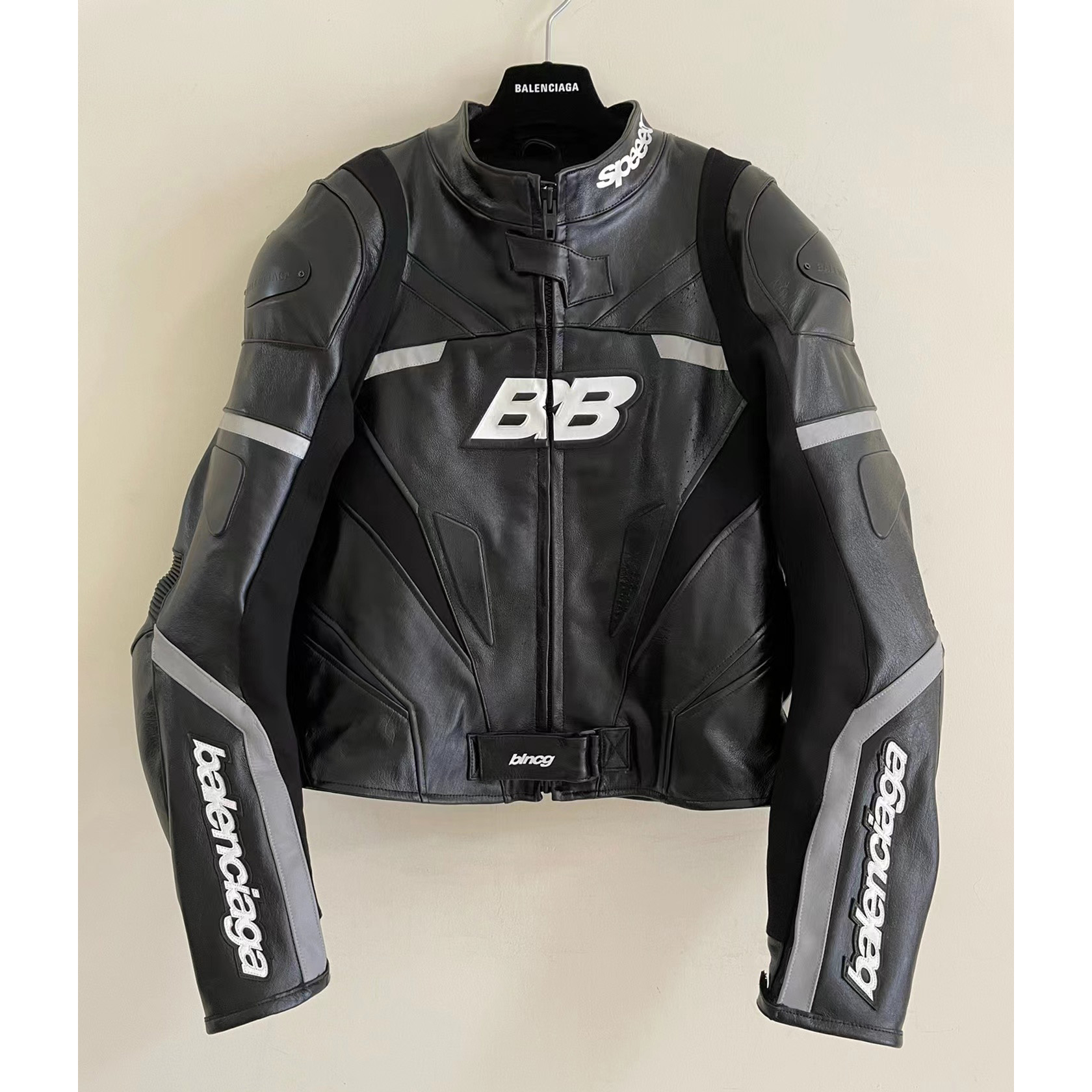 Balenciaga  Jacket In Black - FashionPlug