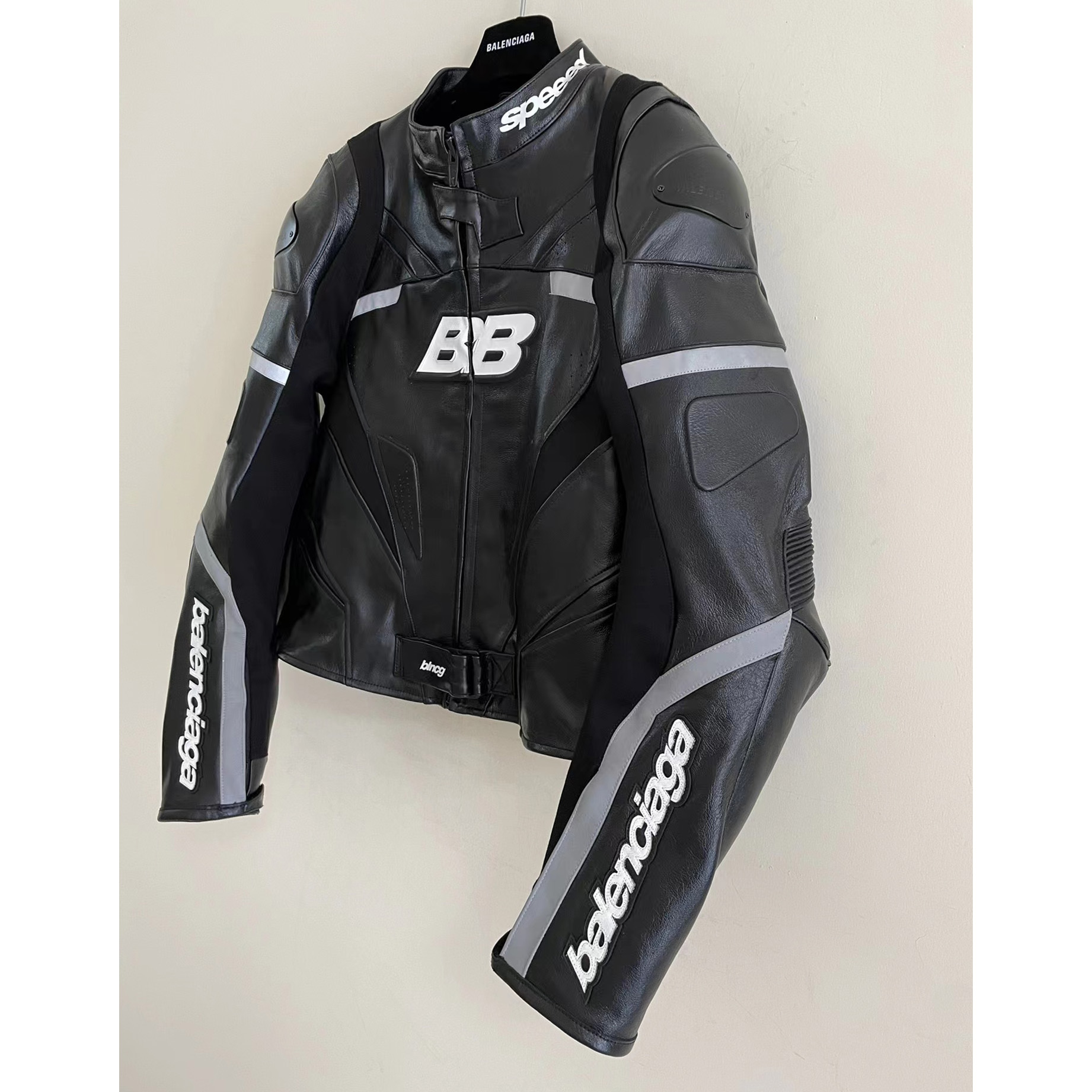 Balenciaga  Jacket In Black - FashionPlug