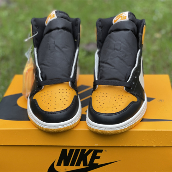 Air Jordan 1 High OG 'Yellow Toe' Sneaker  555088-711 - FashionPlug
