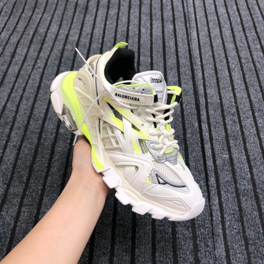 Balenciaga Track.2 Sneaker - FashionPlug