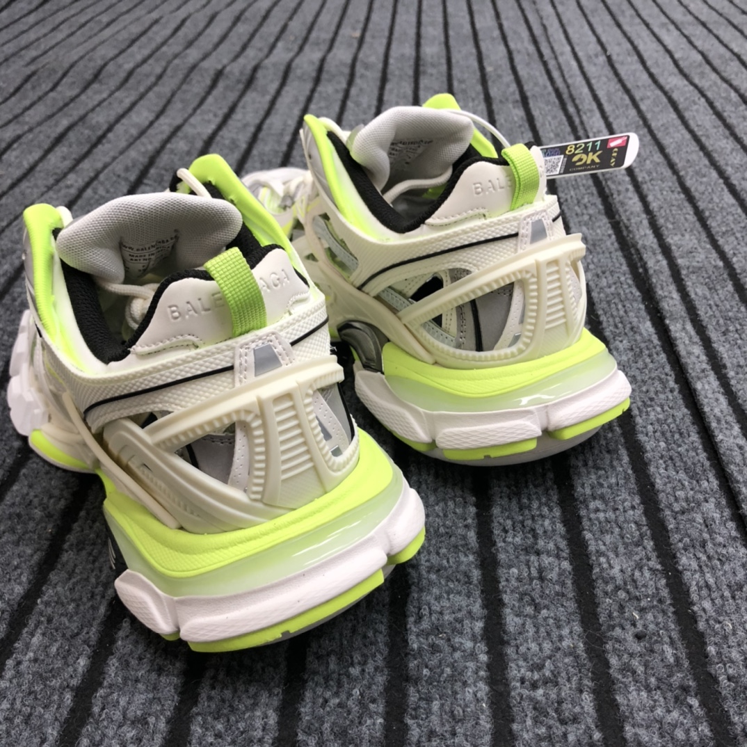 Balenciaga Track.2 Sneaker - FashionPlug