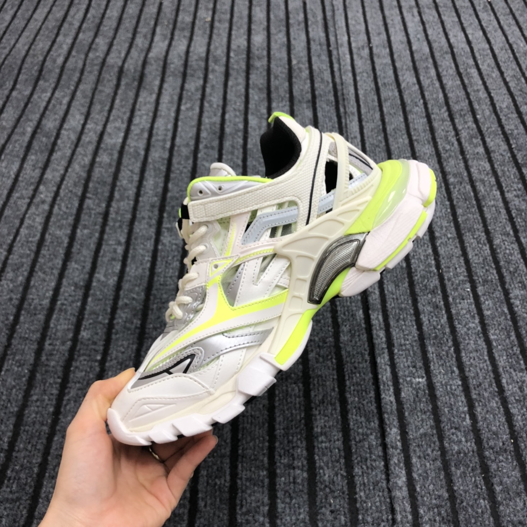 Balenciaga Track.2 Sneaker - FashionPlug