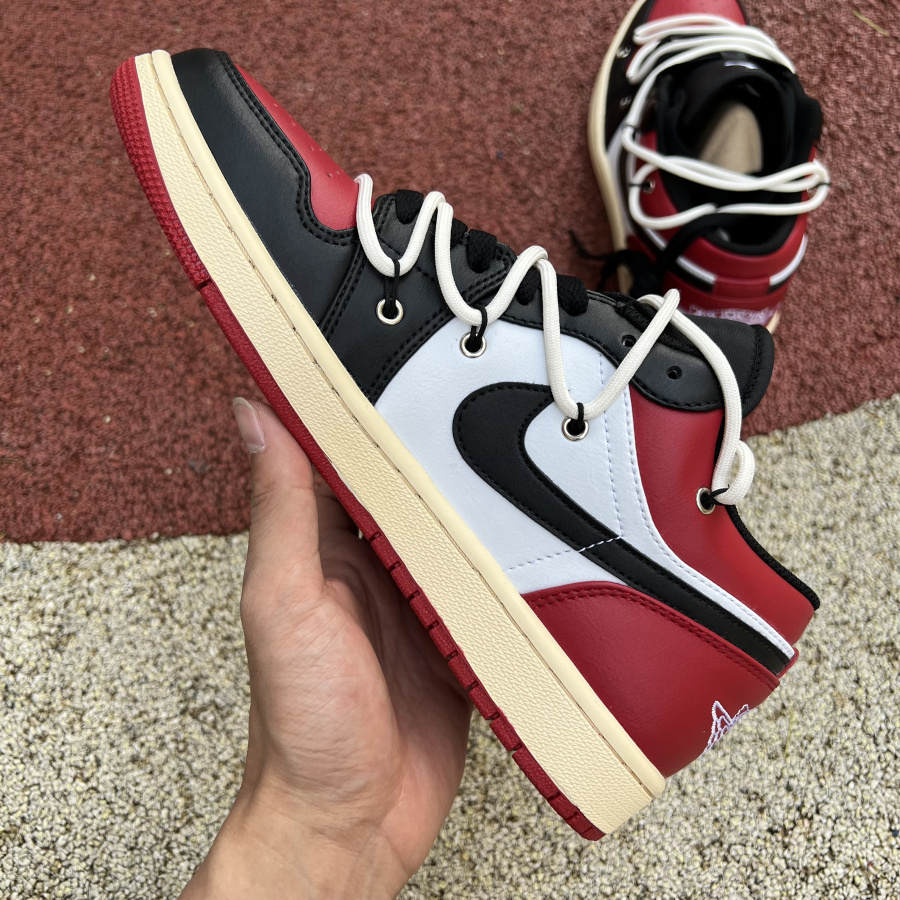Jordan  Air 1 Low 'Chicago' Sneaker   553558-612 - FashionPlug