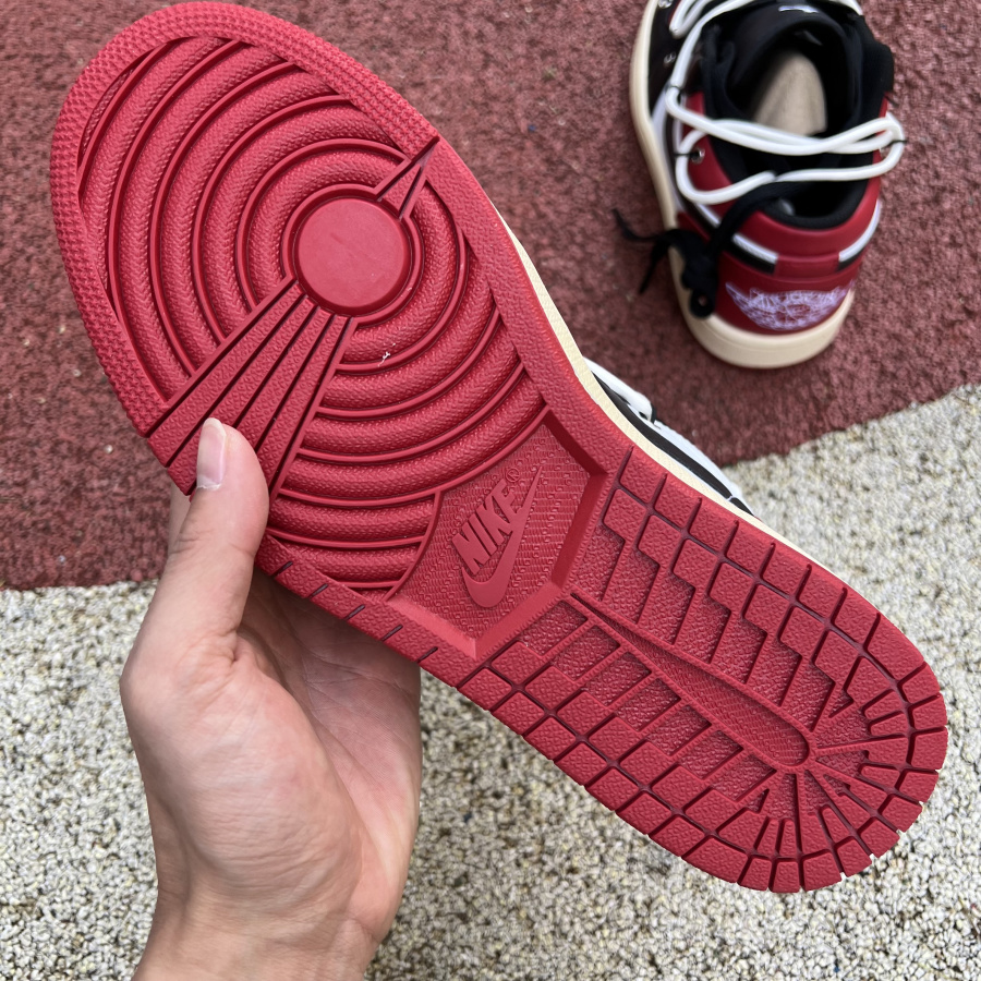 Jordan  Air 1 Low 'Chicago' Sneaker   553558-612 - FashionPlug