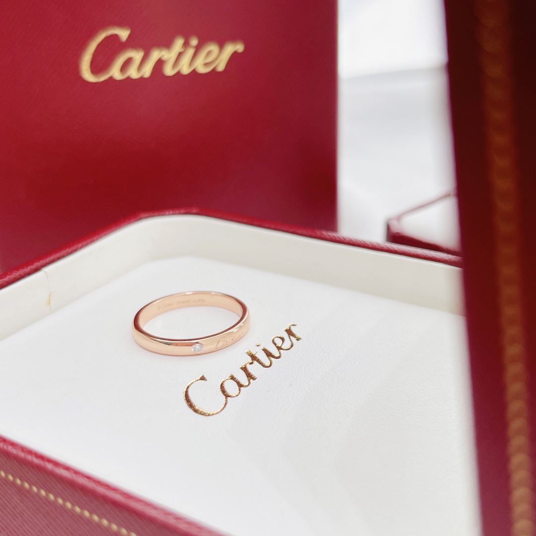 Cartier Ring  - FashionPlug
