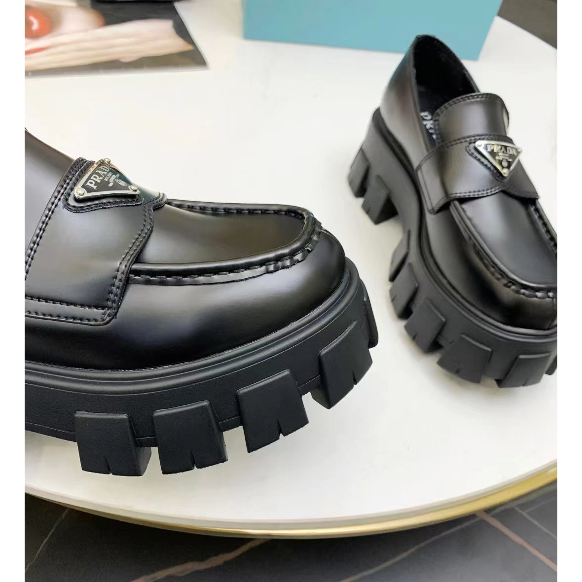 Prada Logo Shoes - FashionPlug