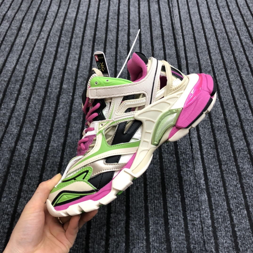 Balenciaga Track.2 Sneaker - FashionPlug