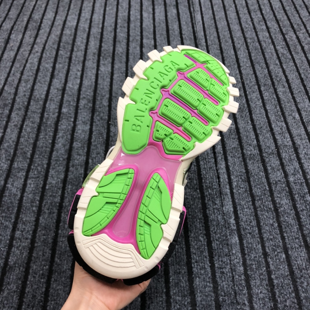 Balenciaga Track.2 Sneaker - FashionPlug