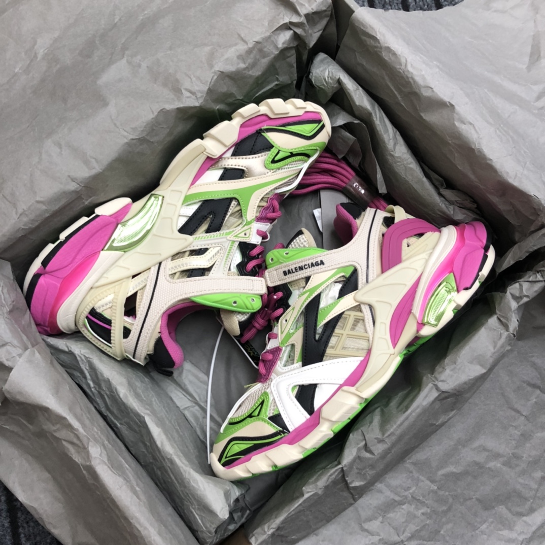 Balenciaga Track.2 Sneaker - FashionPlug