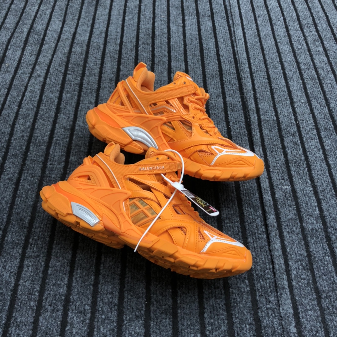 Balenciaga Track.2 Sneaker - FashionPlug