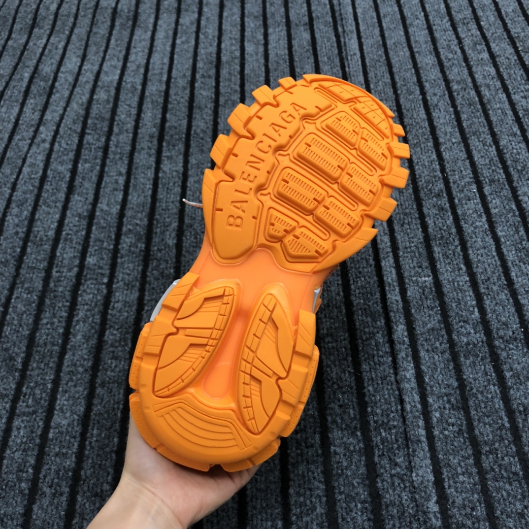 Balenciaga Track.2 Sneaker - FashionPlug
