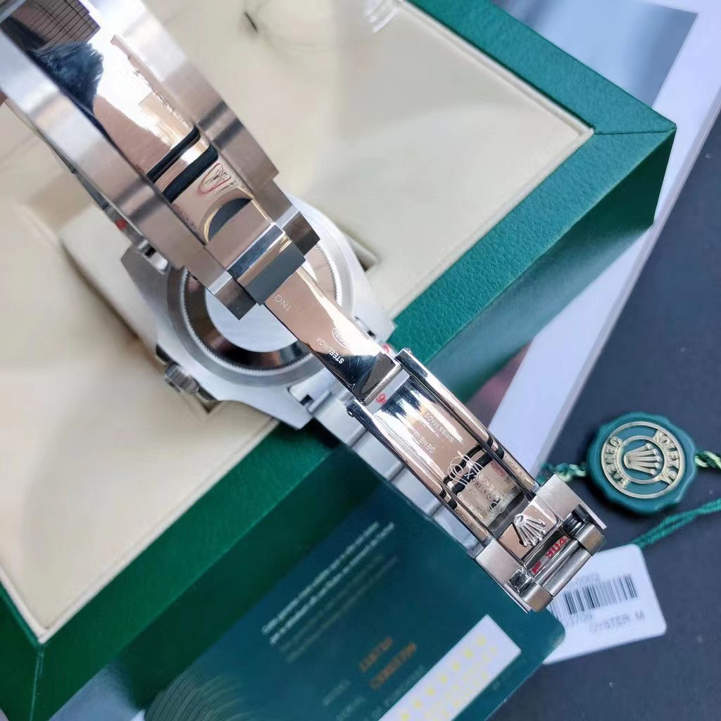 Rolex Watch   - FashionPlug