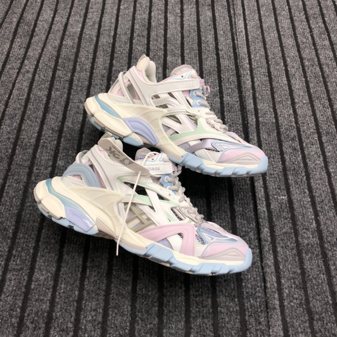 Balenciaga Track.2 Sneaker - FashionPlug