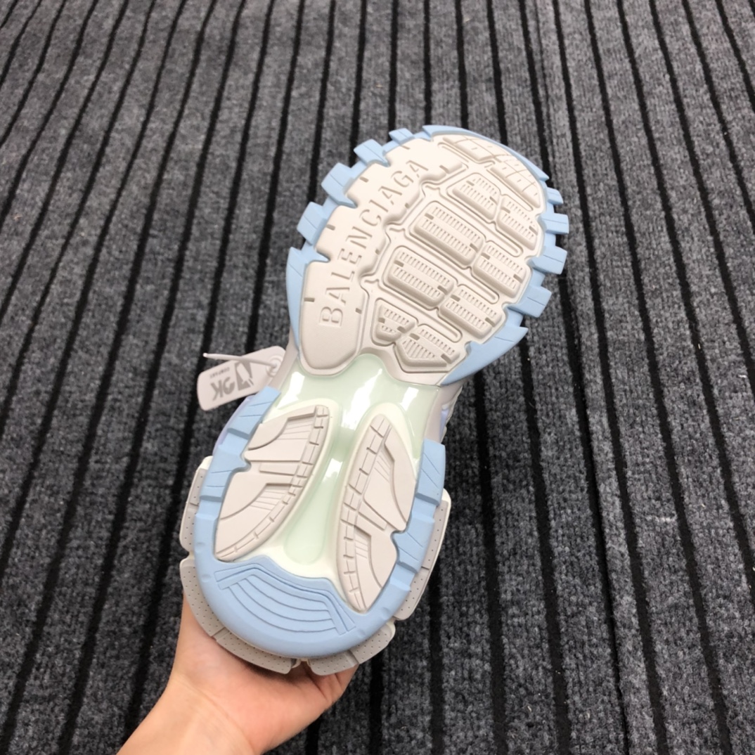 Balenciaga Track.2 Sneaker - FashionPlug