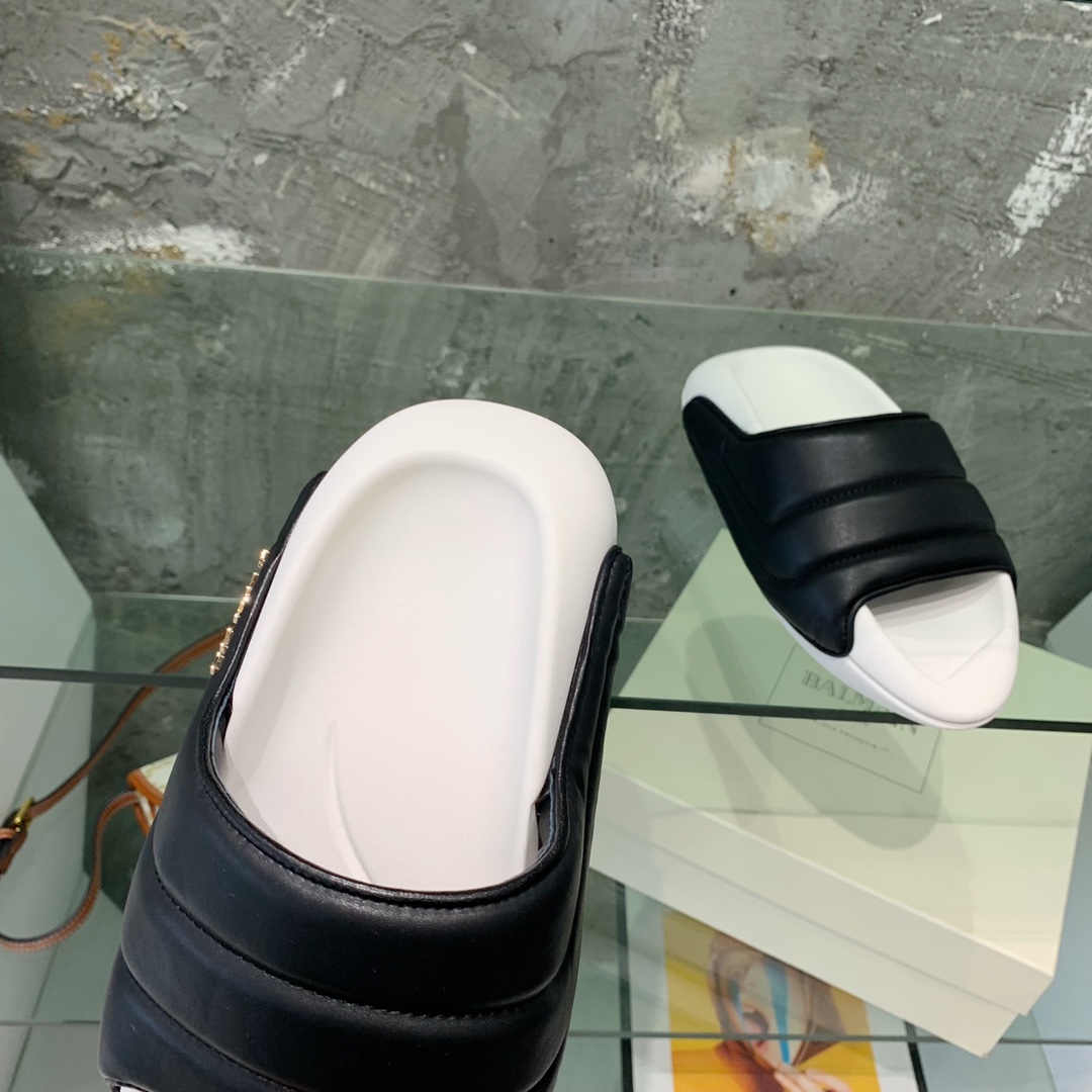Balmain B-It-Puffy Slides - FashionPlug