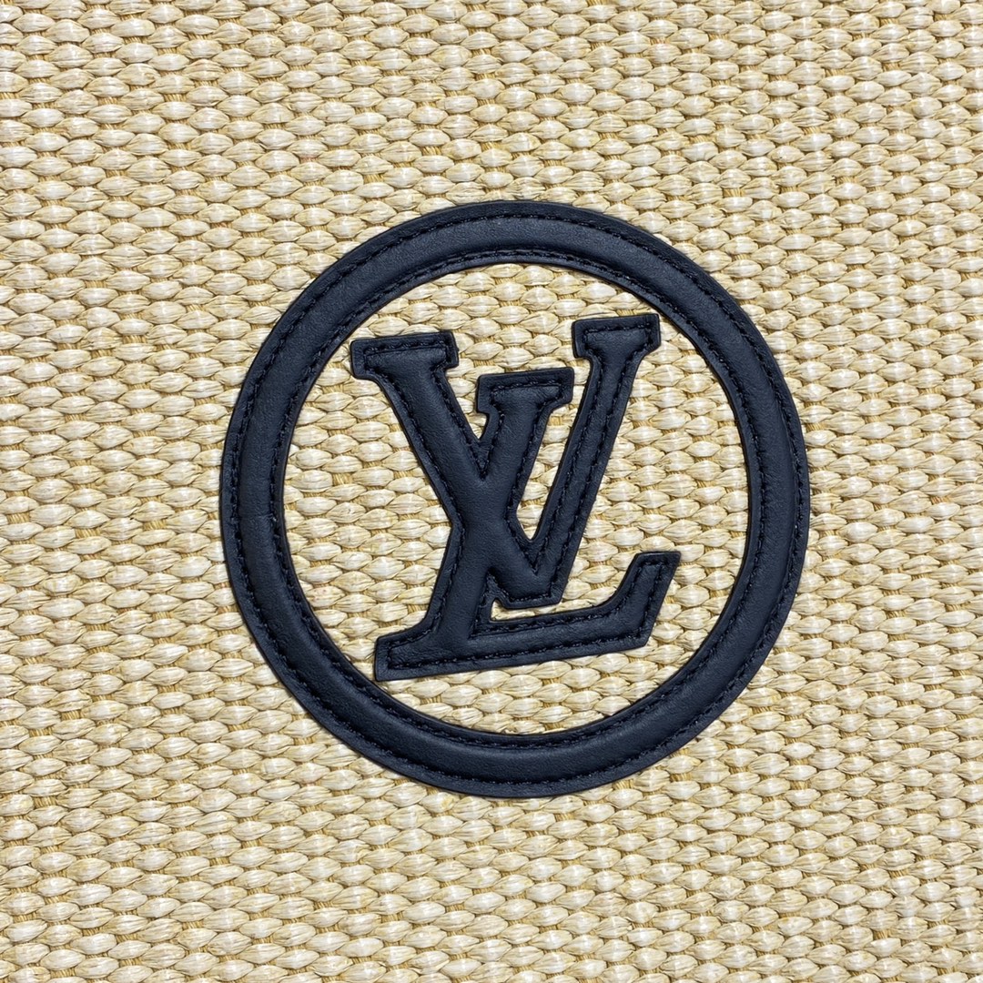 Louis Vuitton Toiletry Pouch On Chain  M81366 (26-20-5cm) - FashionPlug